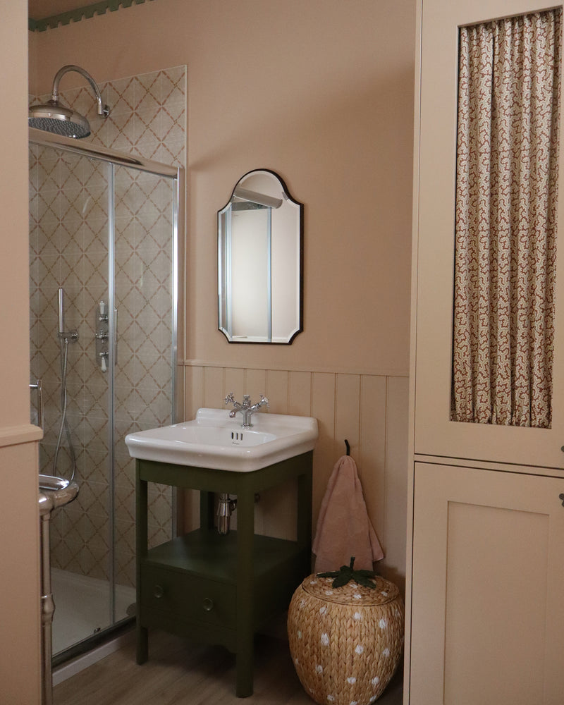 Aventuras Porto Terracotta Porcelain|Credit: Fiona Doswell Interiors|