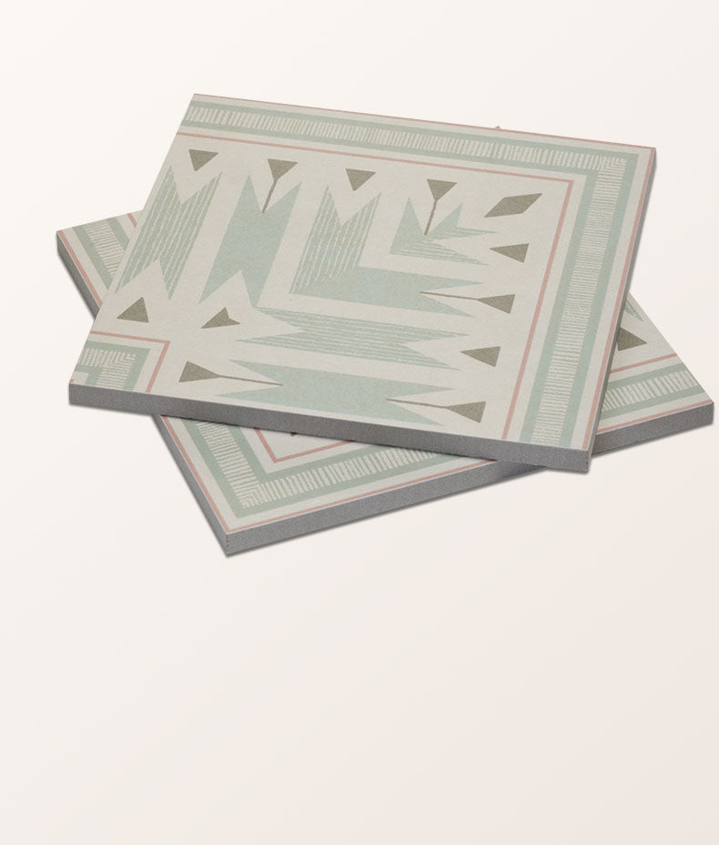 Aventuras Ziggy Corner Olive Porcelain