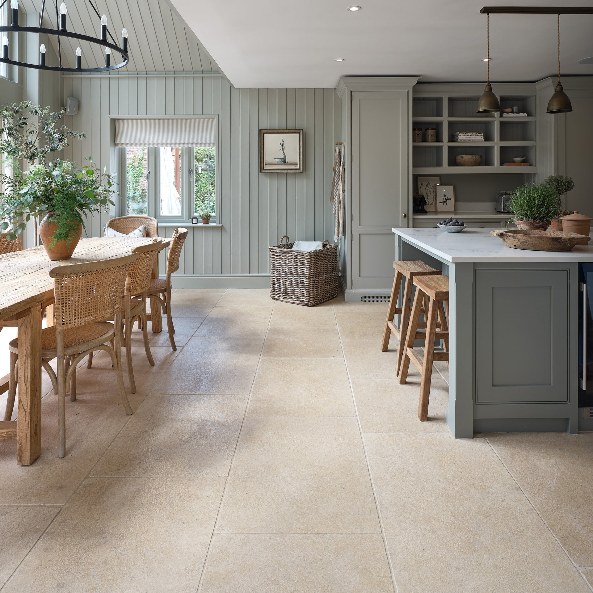 Exquisite Stone, Remarkable Spaces