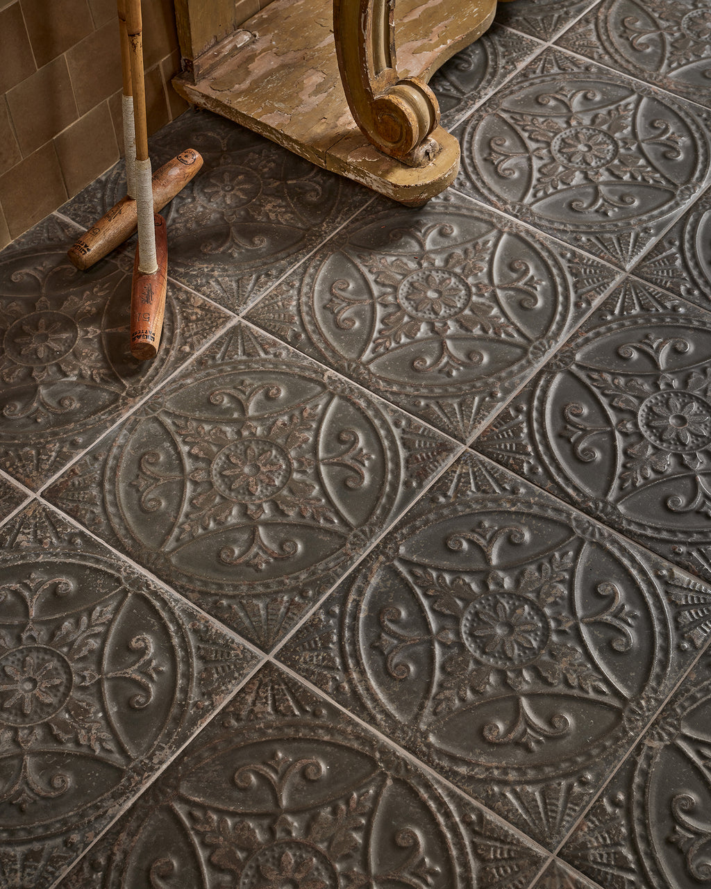 Brooklyn Embossed Ceramic