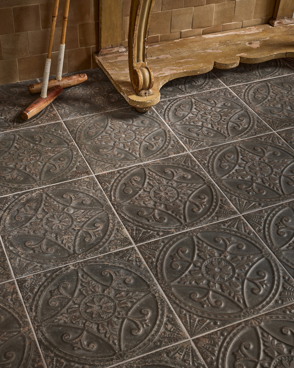 Brooklyn Embossed Ceramic