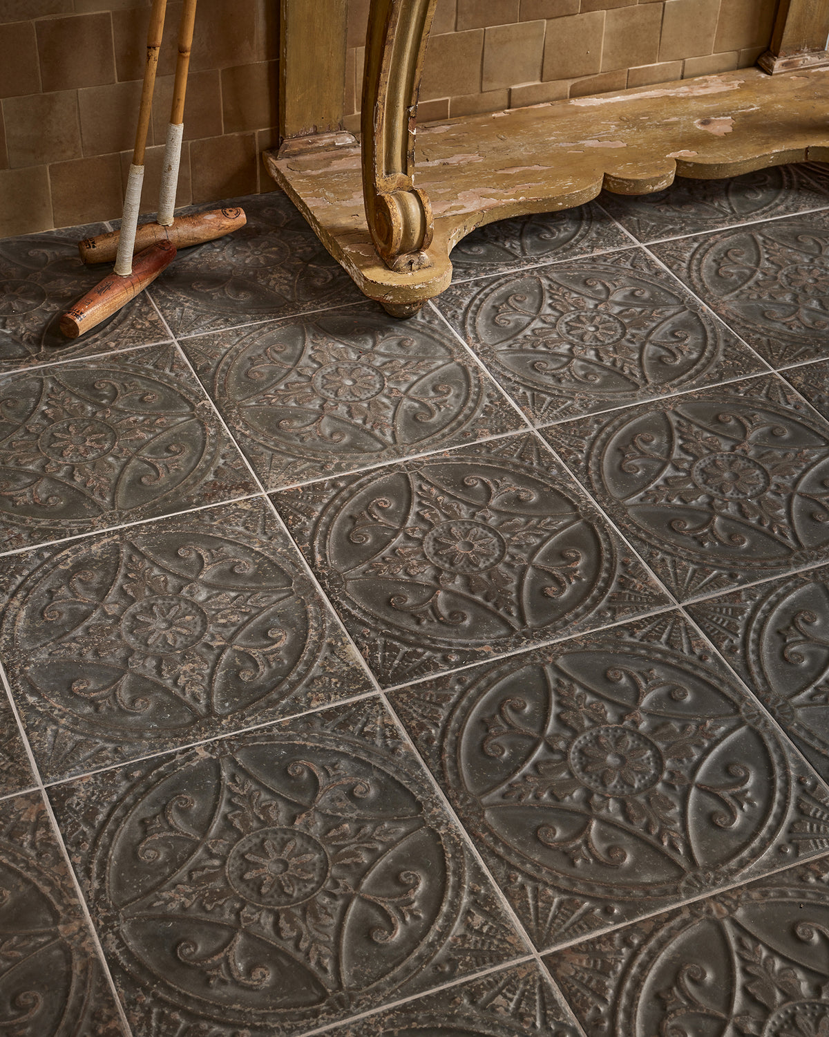 Brooklyn Embossed Ceramic
