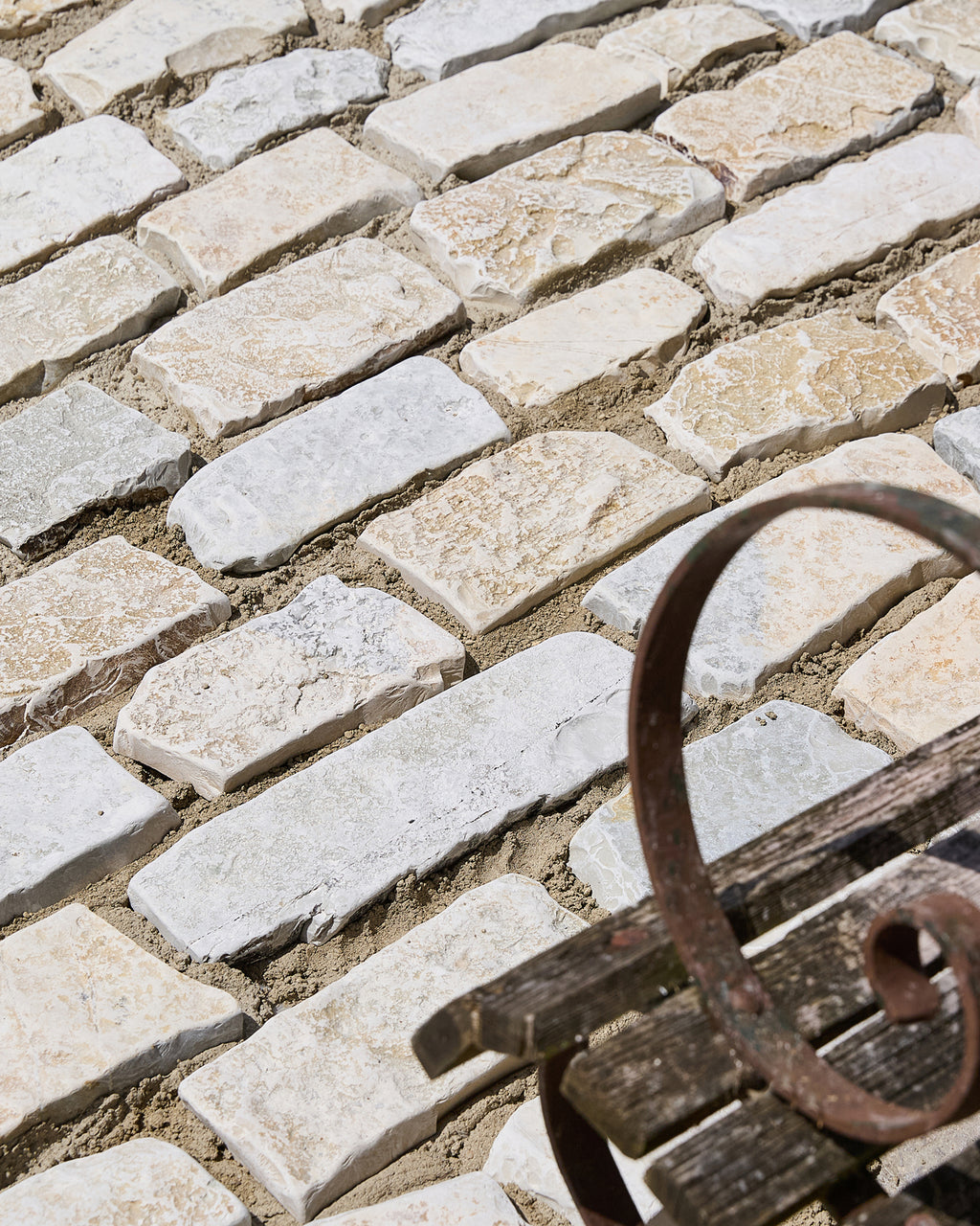 Bruton Limestone Seasoned Cobbles