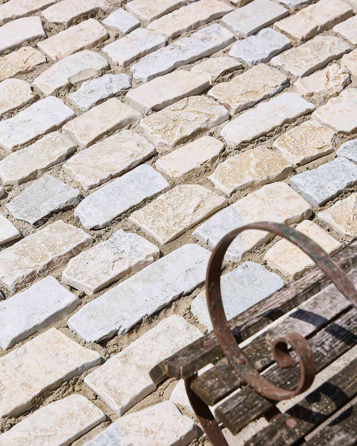 Bruton Limestone Seasoned Cobbles