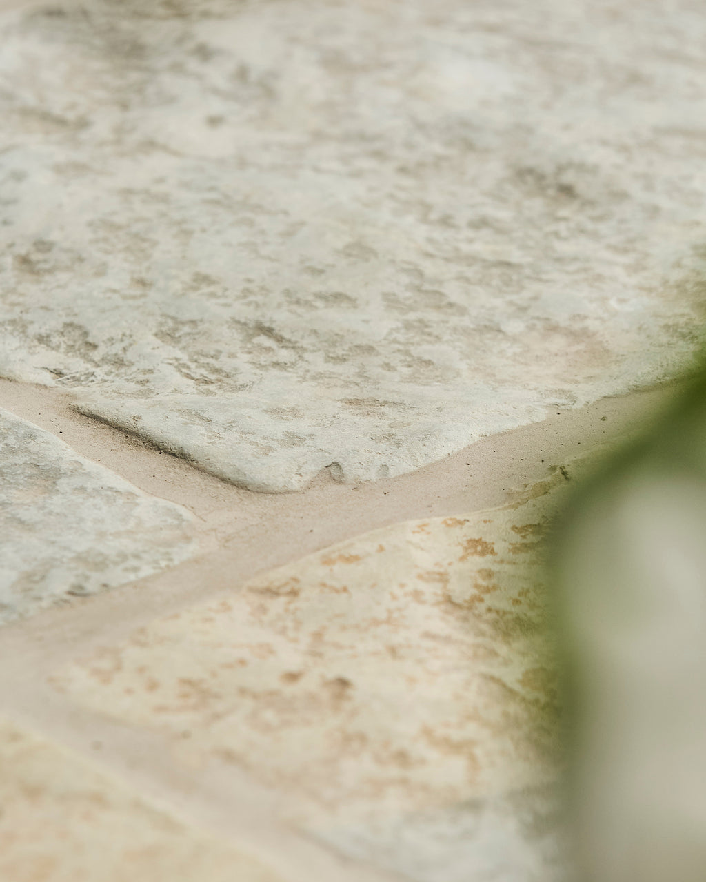 Bruton Limestone Seasoned Pavers