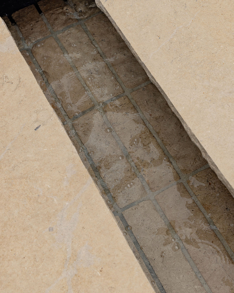 Buscot Limestone Tumbled & Etched Cropped Coping
