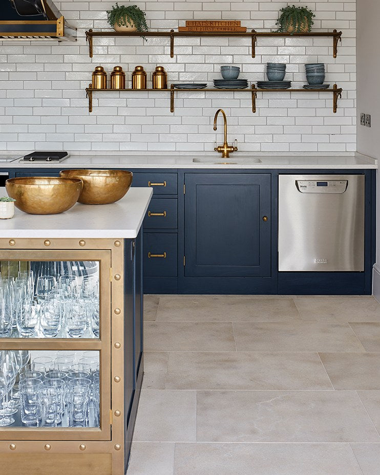 Buscot Limestone Etched Finish