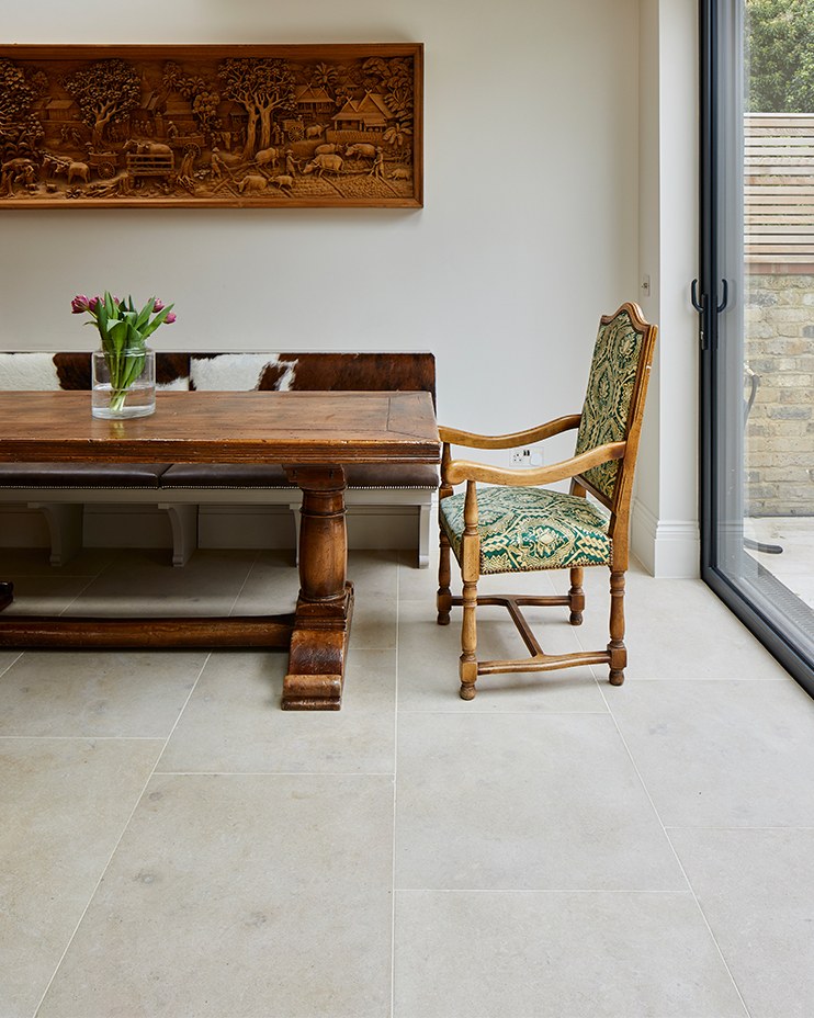 Buscot Limestone Etched Finish