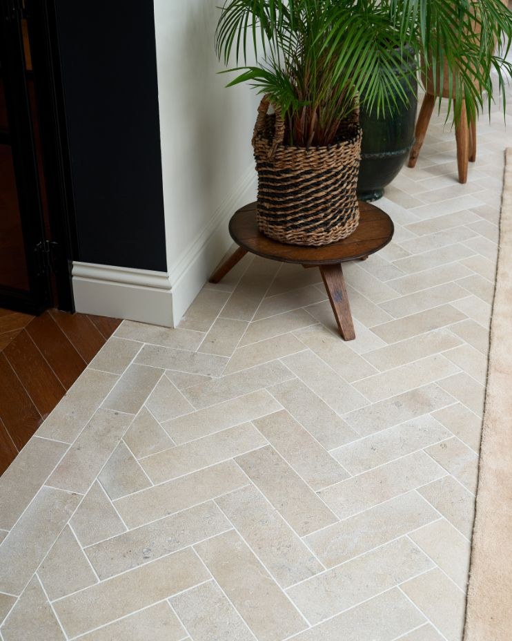 Buscot Limestone Velvet Finish