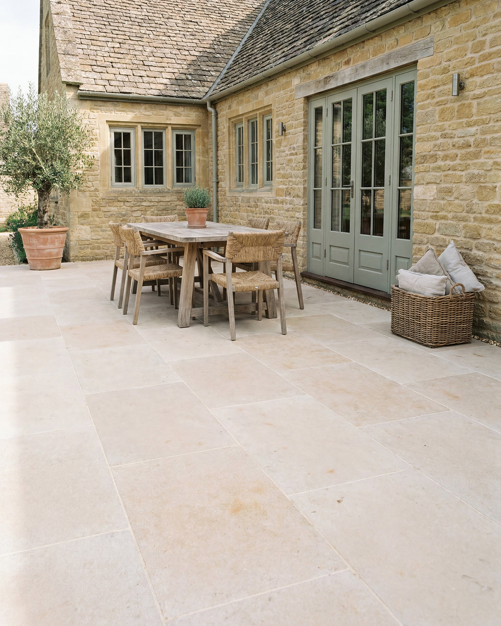 Cotswold Porcelain Paving Matt