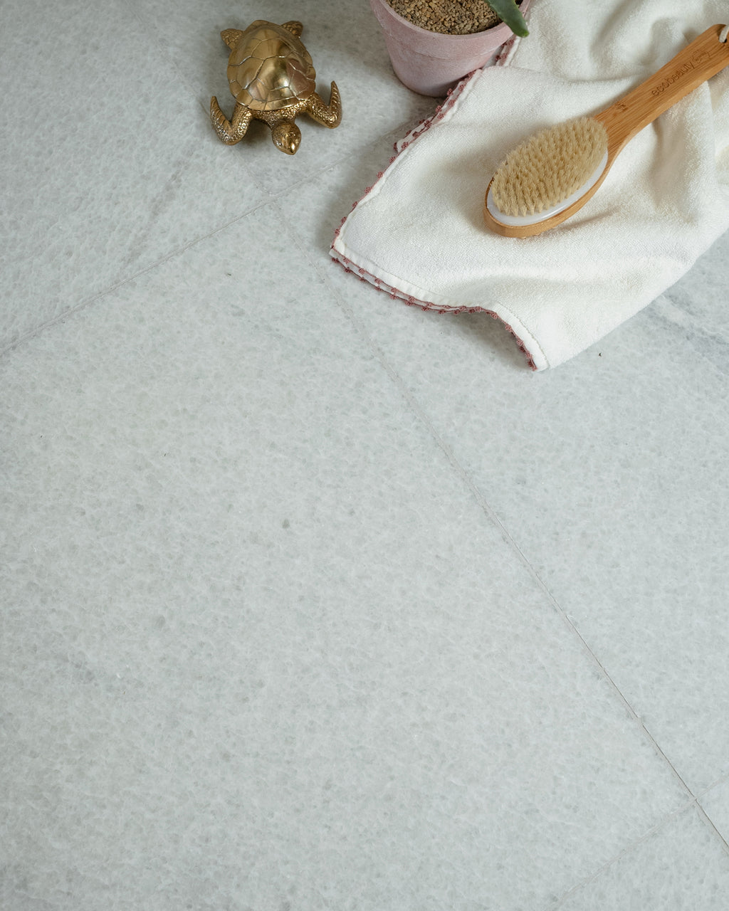 Cristallo Turchia Marble Honed