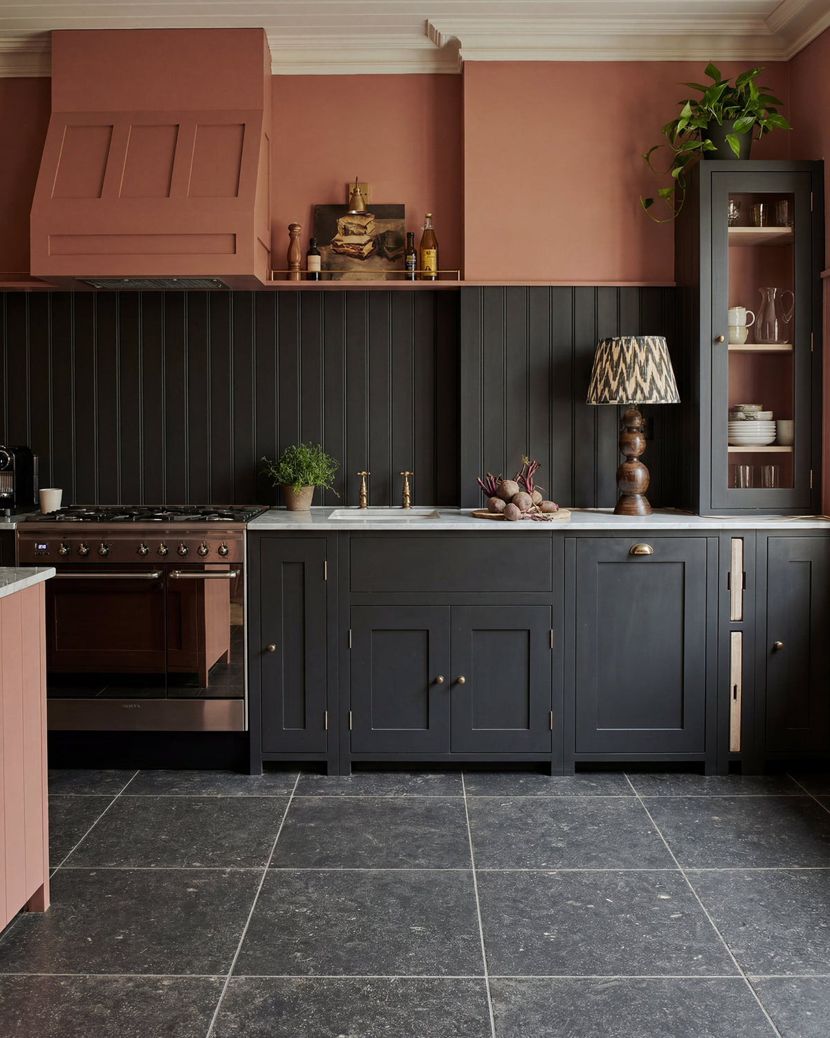 Ludlow Porcelain Charcoal