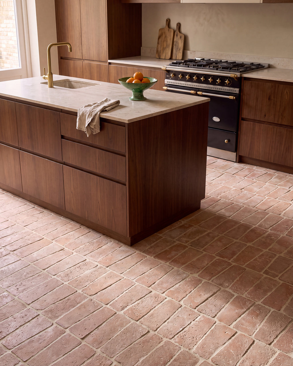 Marlborough Terracotta Wedge
