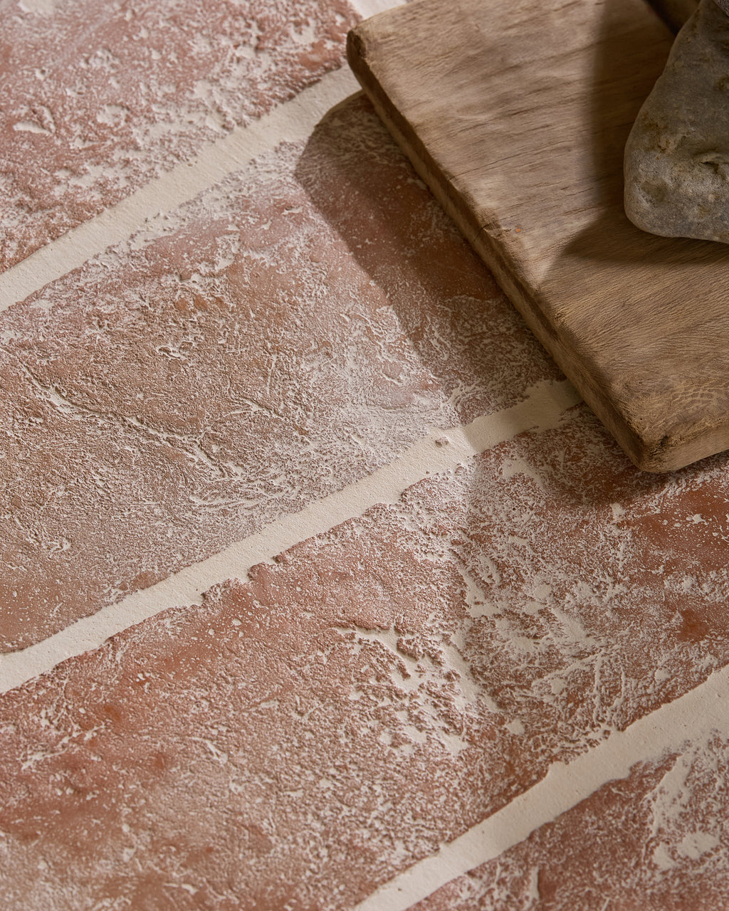 Marlborough Terracotta Wedge