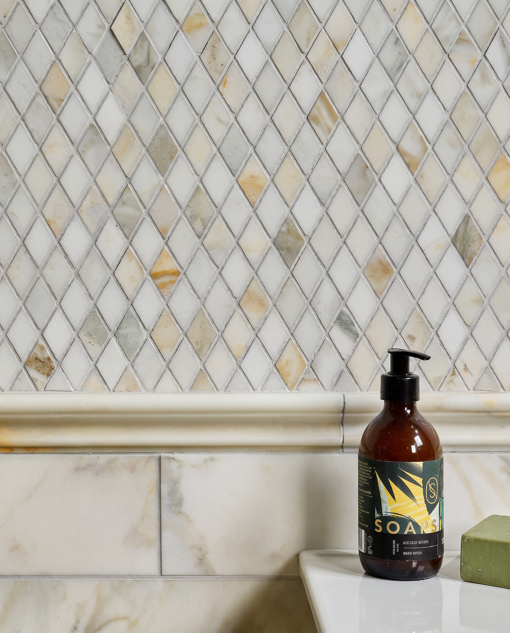 Palazzo Oro Honed Diamond Mosaic