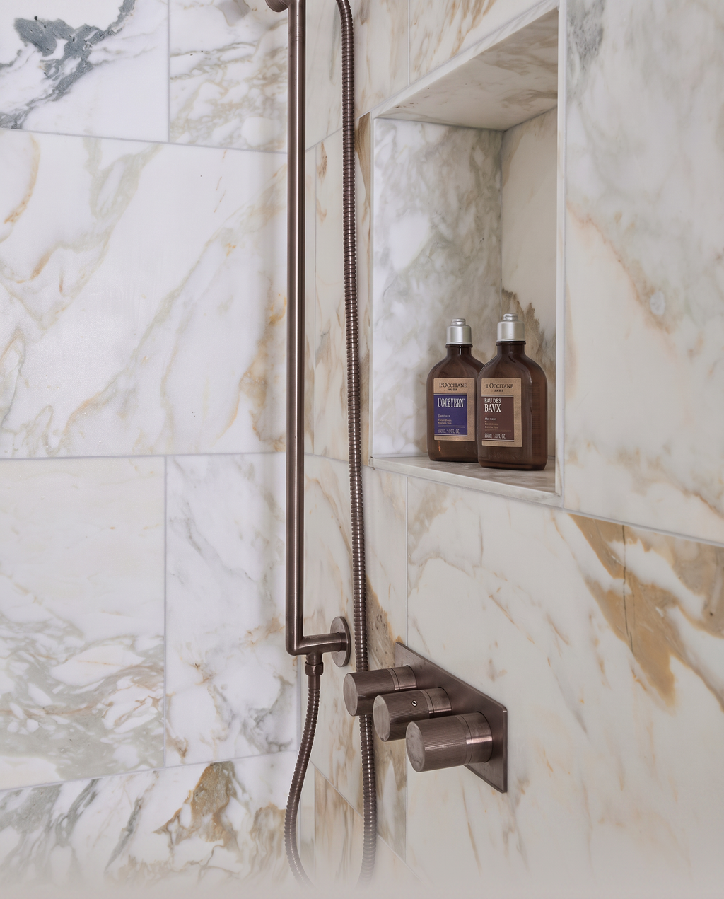 Palazzo Oro Honed Marble