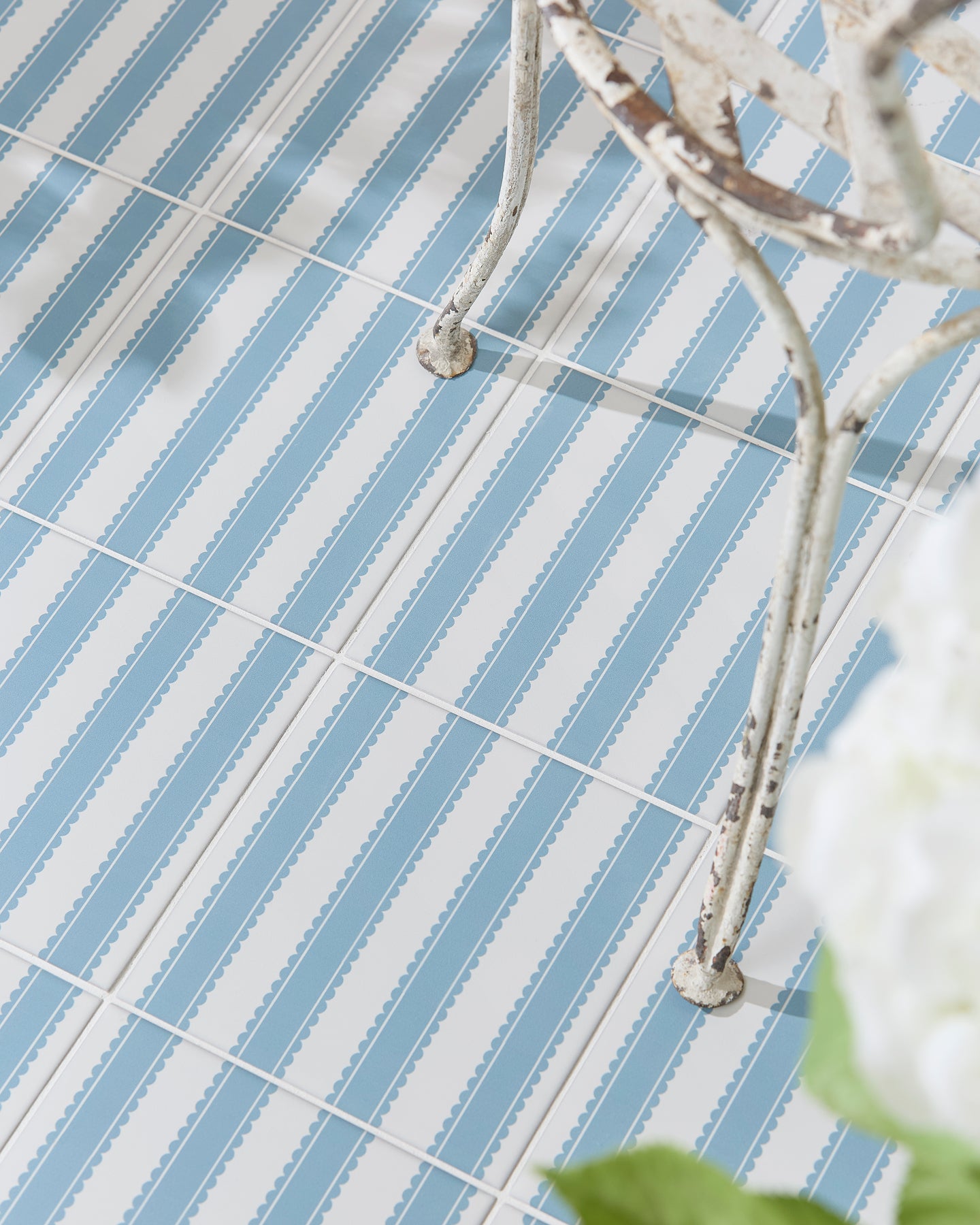 Sanderson - Pinetum Stripe Dove Blue Porcelain