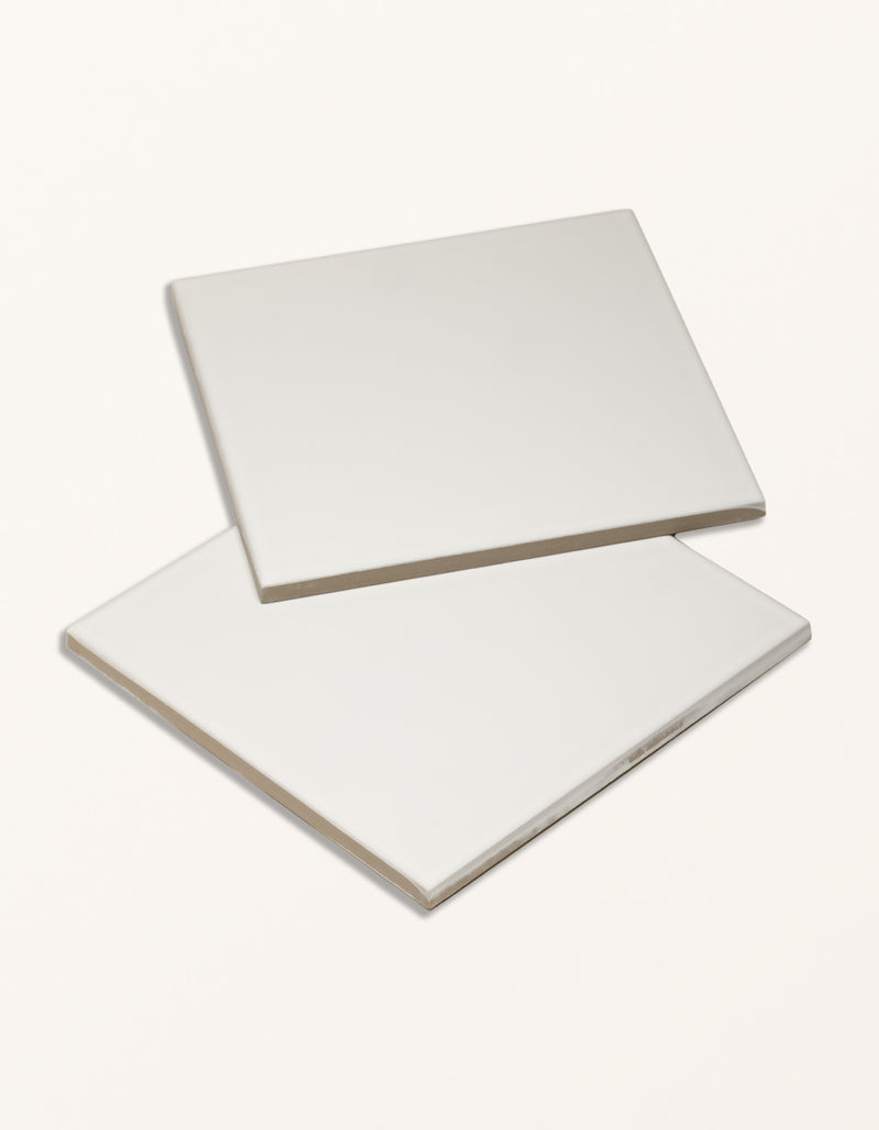 Sanderson - Plain Orchid White Porcelain