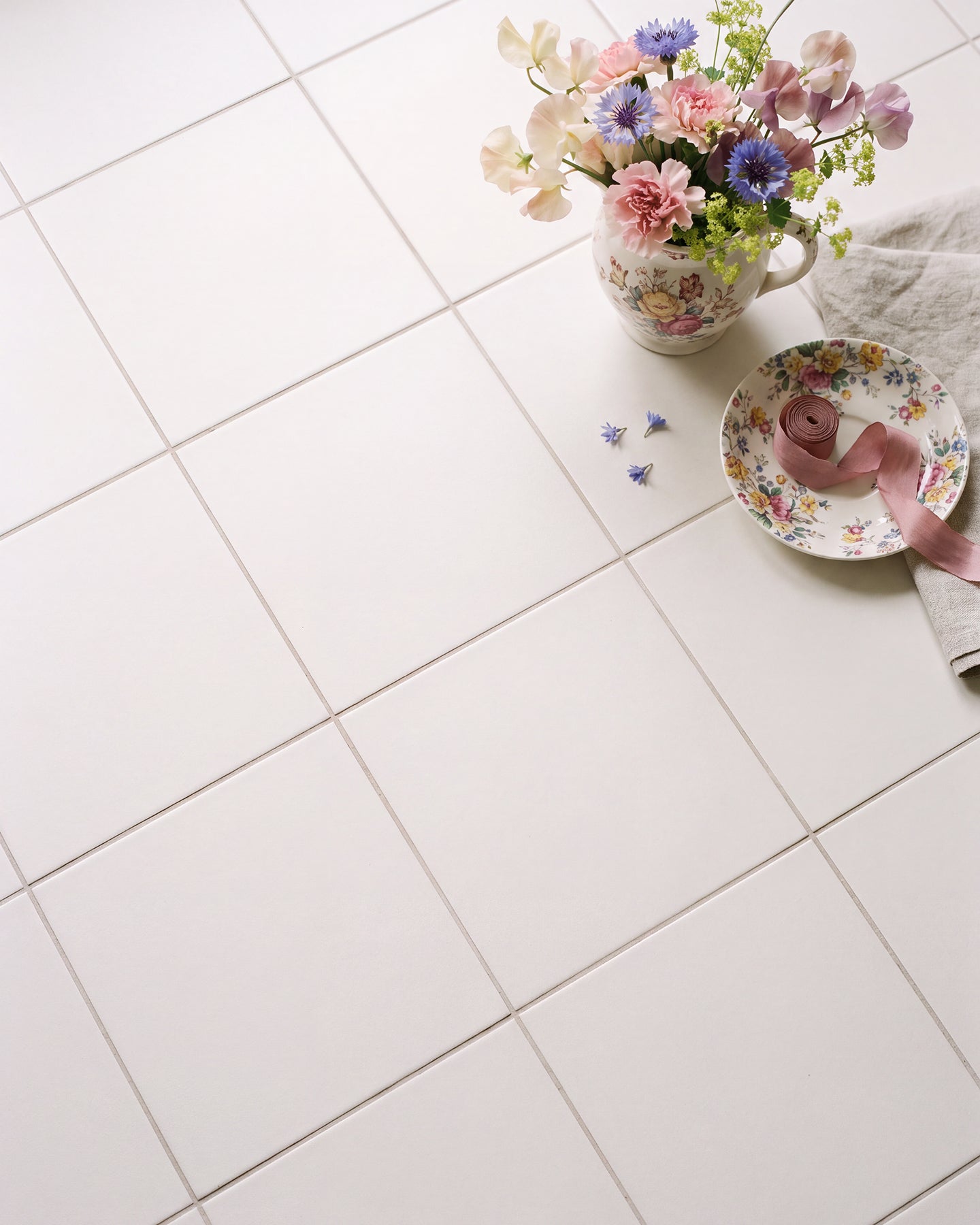Sanderson - Plain Orchid White Porcelain