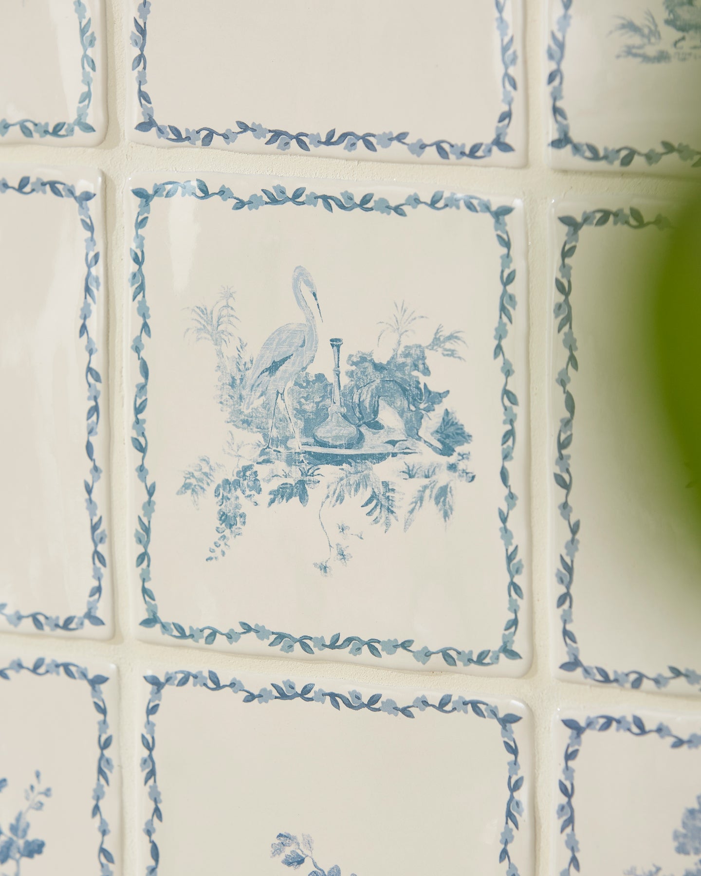 STUDIO Sanderson - Aesop's Fables Pottery Blue Decor