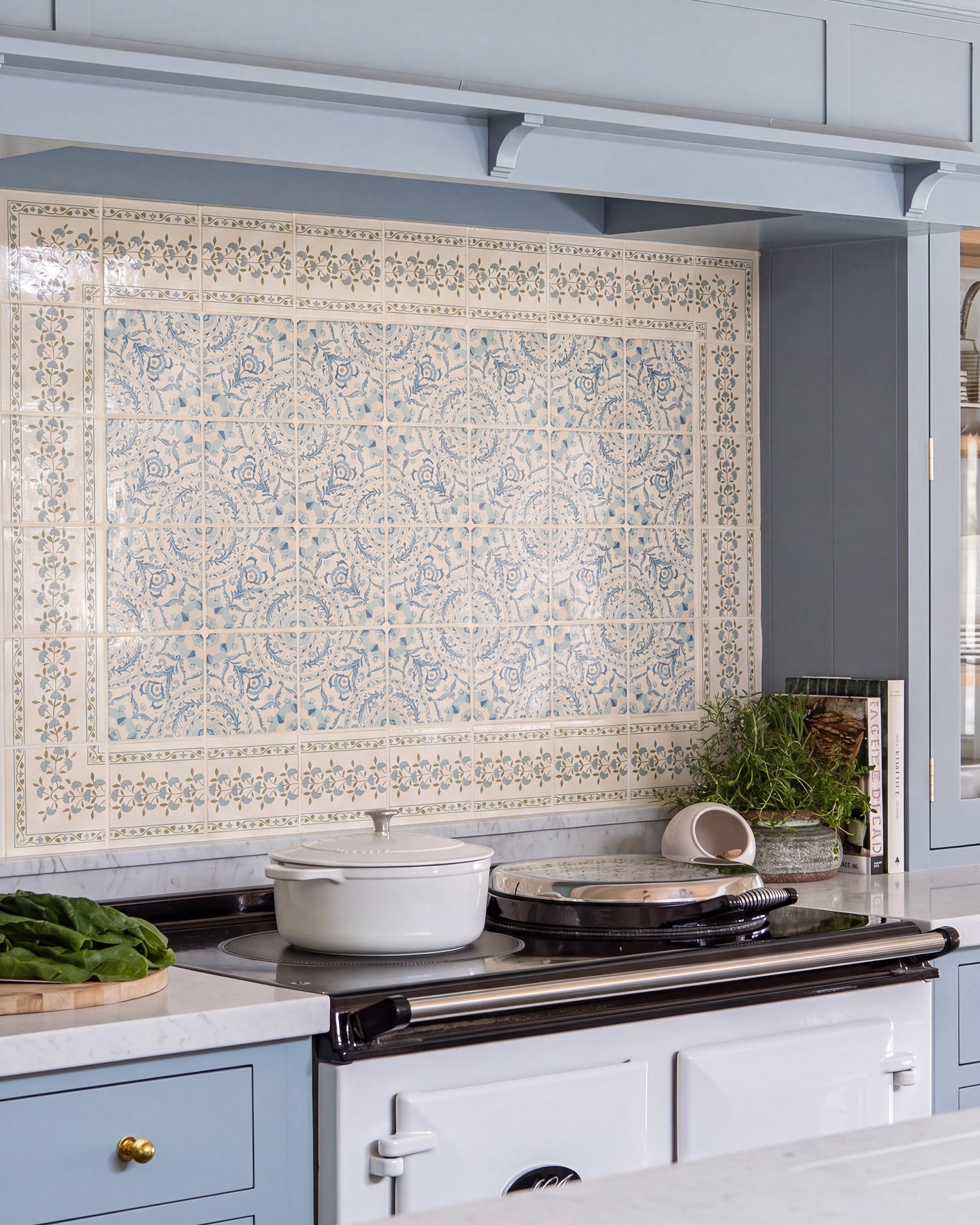 STUDIO Sanderson - Anthos Pottery Blue