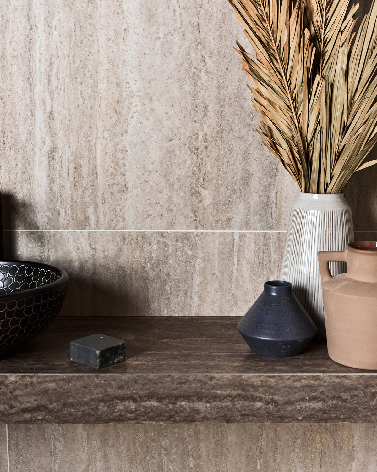 Sculpture Grande Porcelain Romano Veincut Dark Slab