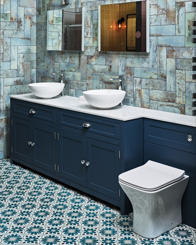 Vacation Porcelain Cordoba||wightwick-ceramic-azure