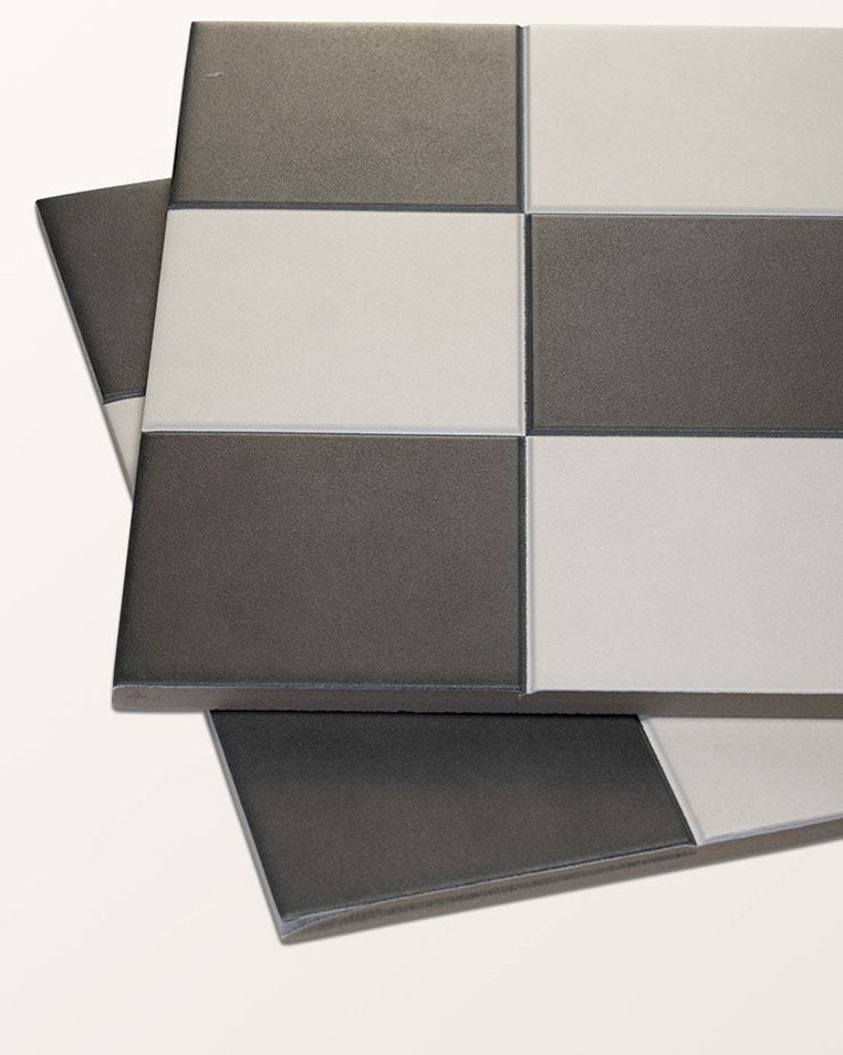 Victorian Style™ Porcelain Chess Mono A