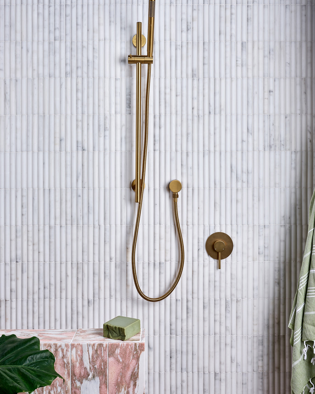Zen Marble Honed Finish Reed Mosaic
