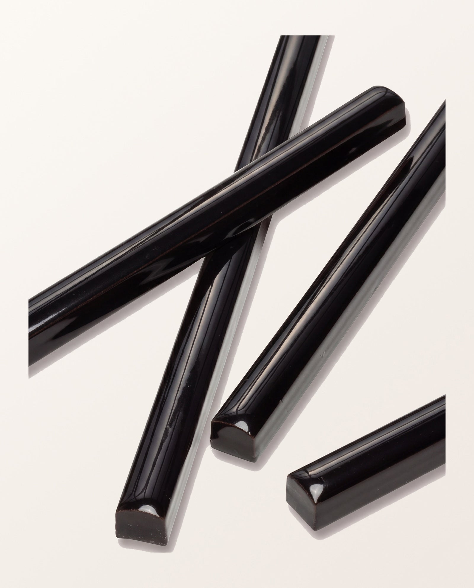 Architectural Mouldings Pencil Ceramic Black