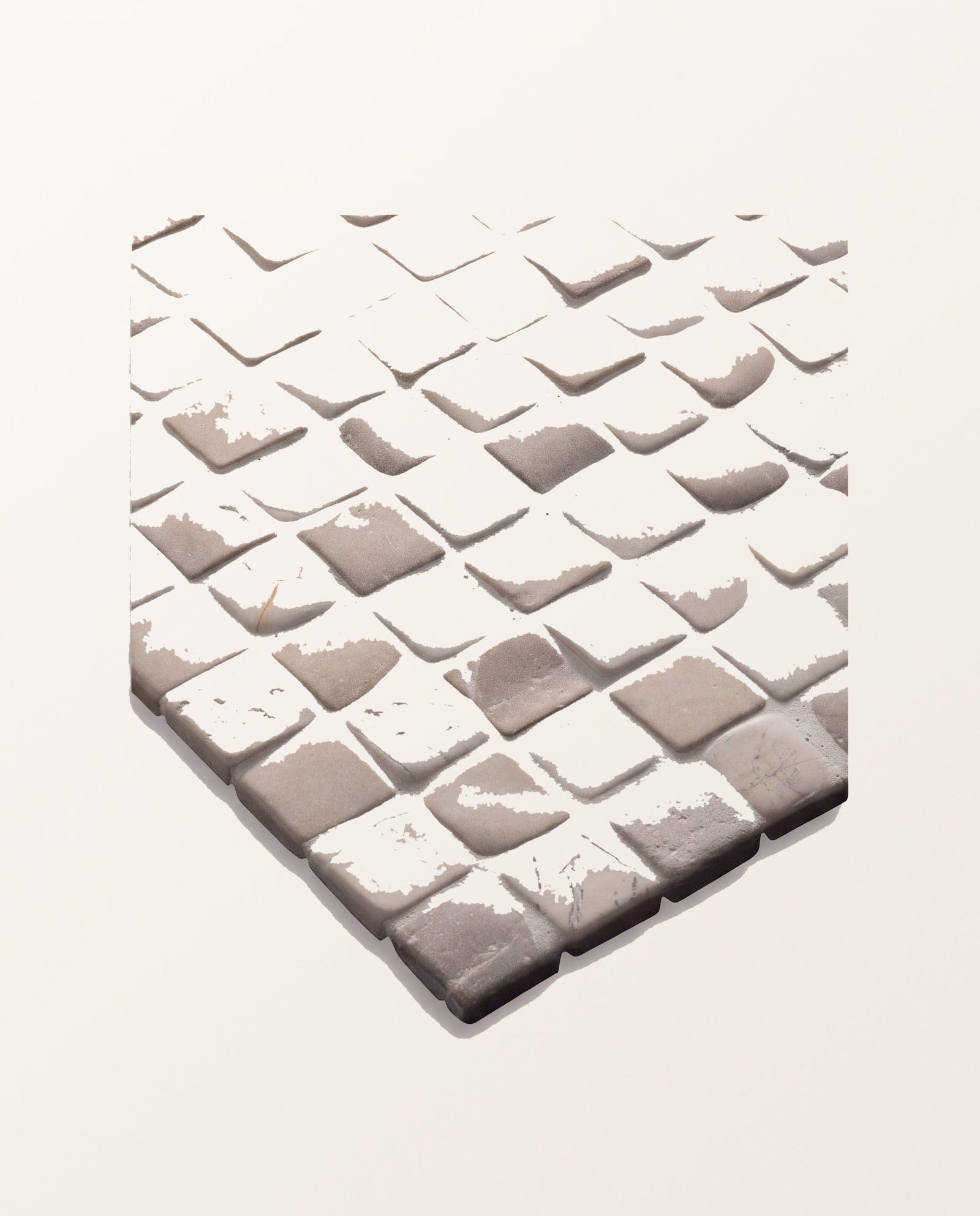 Enso Cobble Mosaic Sand & Chalk Chess