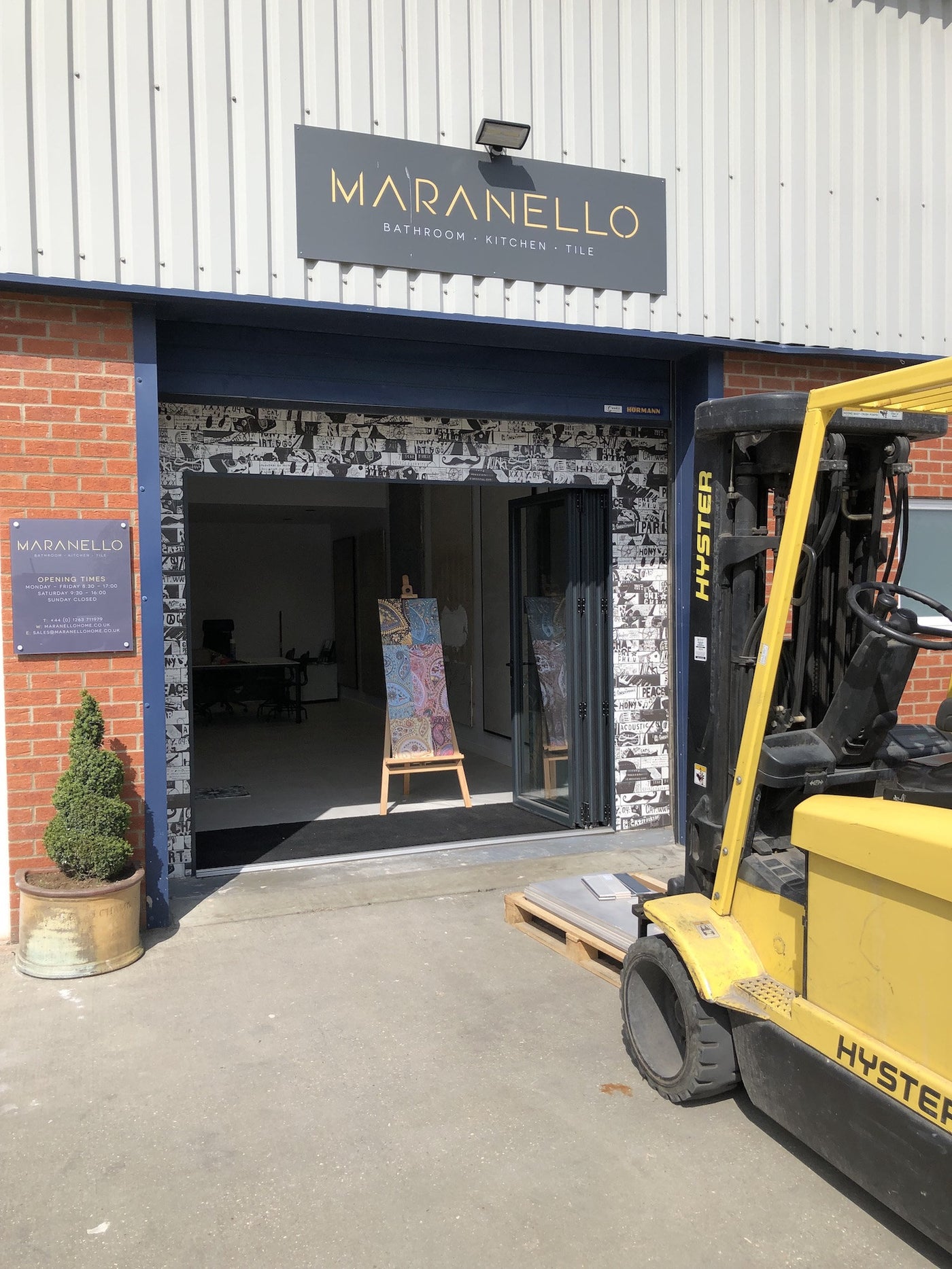 Maranello. Bathrooms, Kitchens & Tiles gallery 1