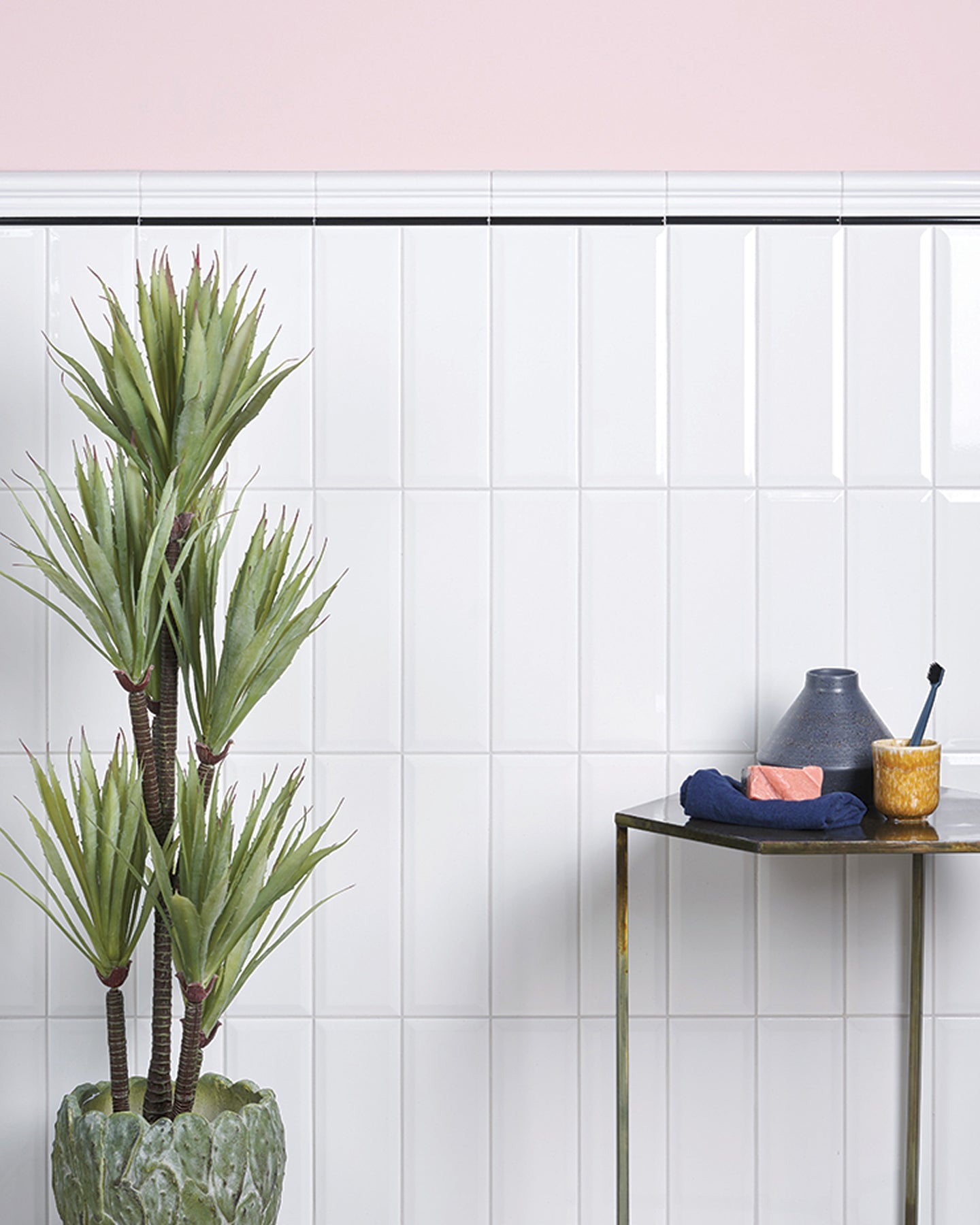 Architectural Mouldings Pencil Ceramic White