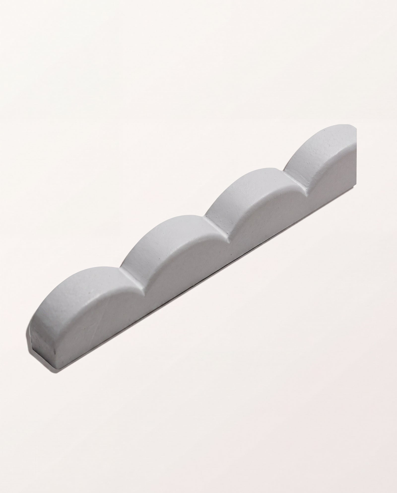 Ornamento Composite Trim Scallop
