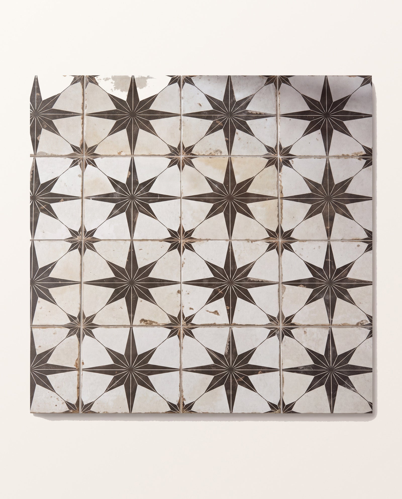 Spitalfields Ceramic Retro Star Black