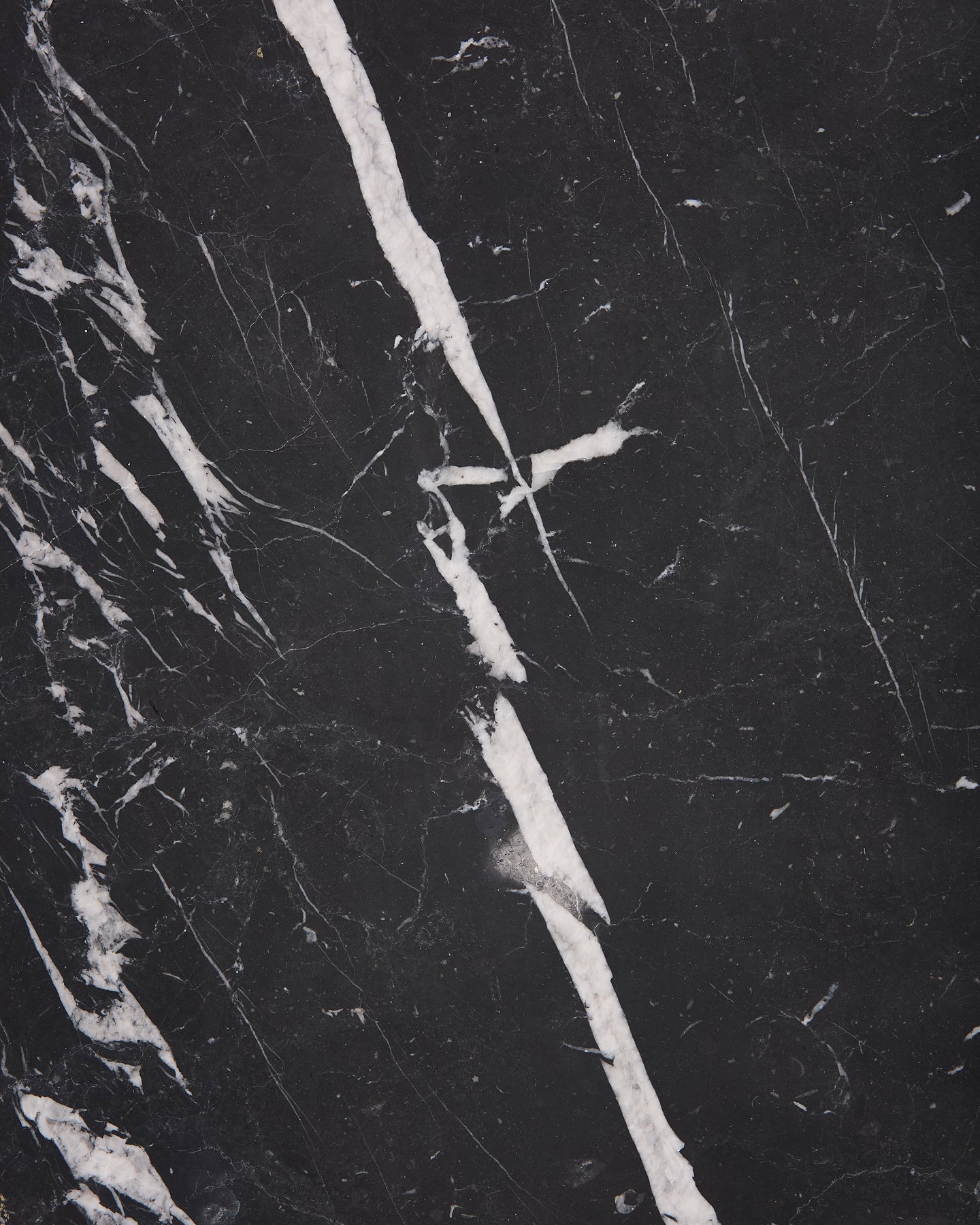 Versailles Noir Marble Slab - Bespoke Slab
