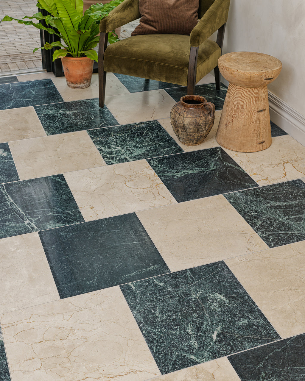 Versailles Marble Vert Honed