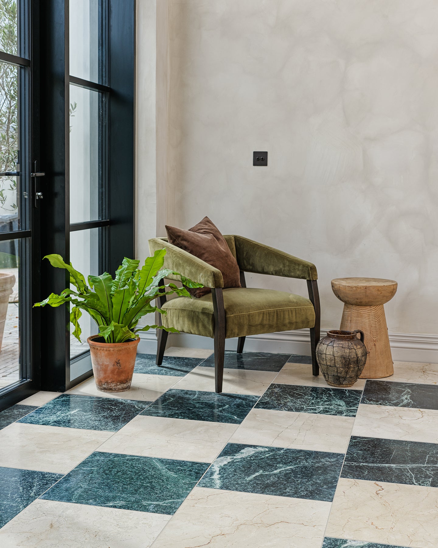 Versailles Marble Vert Honed