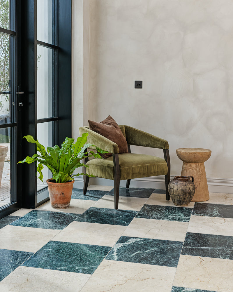 Versailles Marble Vert Honed||versailles-marble-creme-honed
