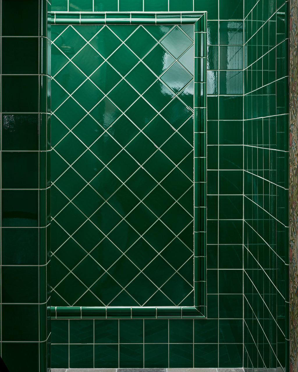 Victorian Style™ Wall Ceramic Emerald Green Dado Crackle Glaze