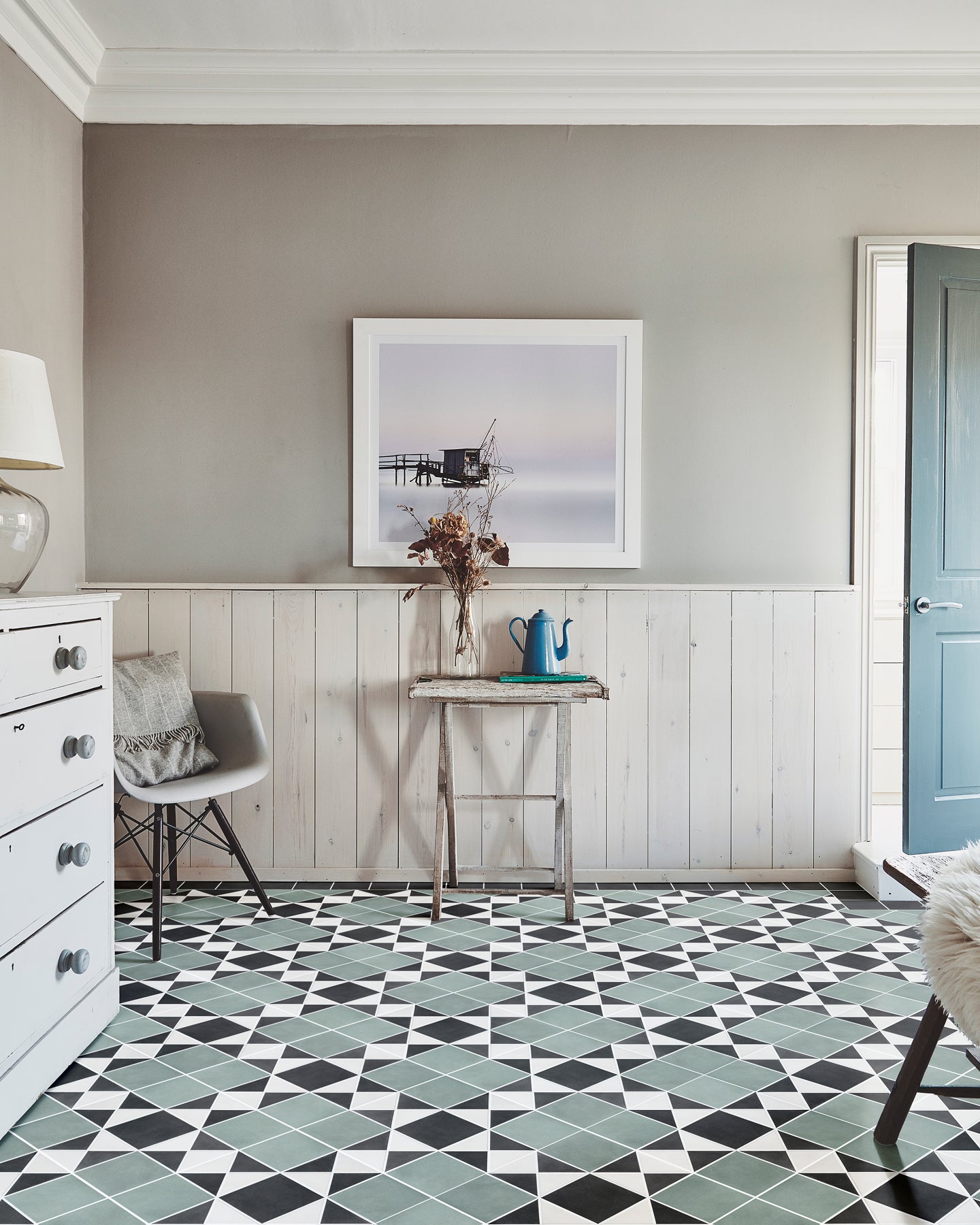 Victorian Style™ Porcelain Finchley Pattern Forest Green