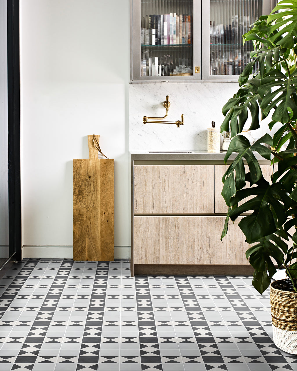 Victorian Style™ Porcelain Finchley Pattern Soft Grey