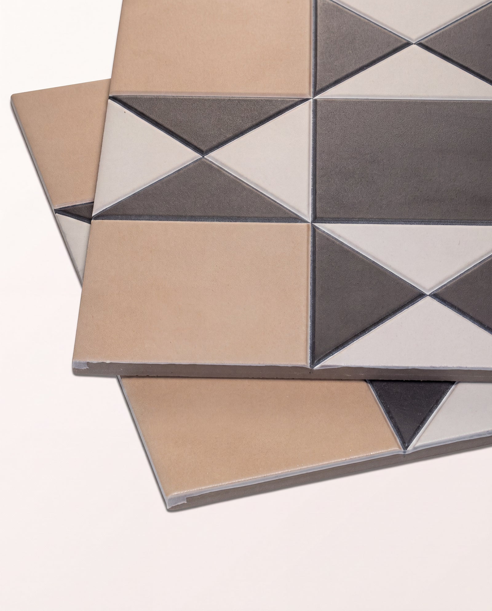 Victorian Style™ Porcelain Finchley Pattern Sandstone