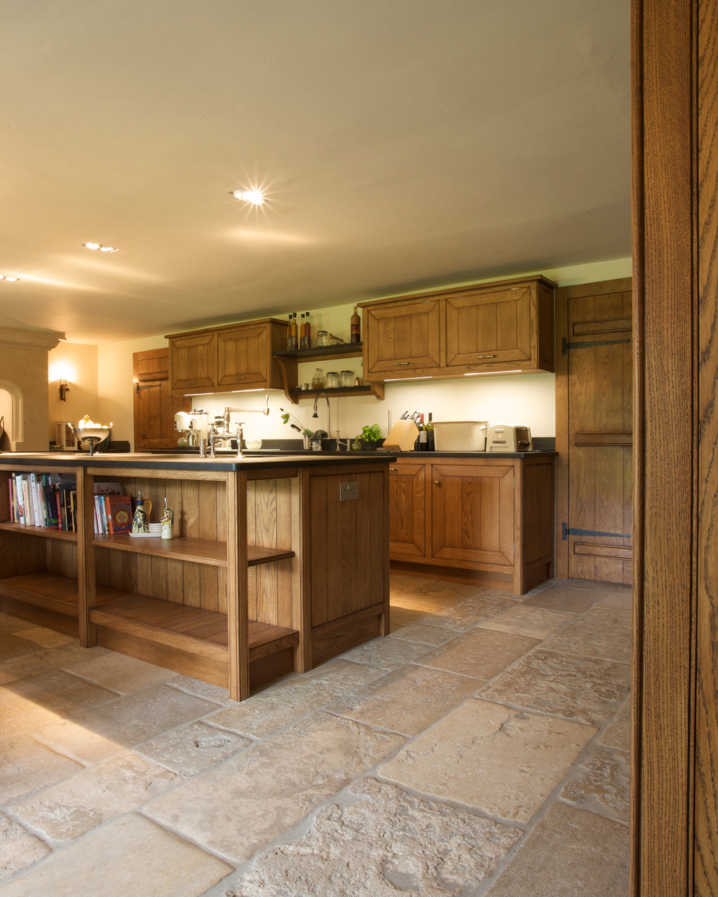 Vieux Bourgogne Limestone Artisan Antiqued Finish
