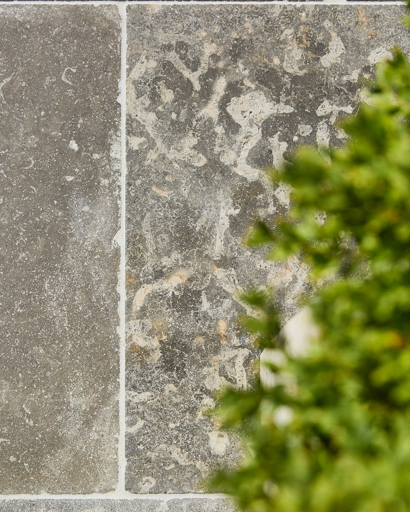Wareham Limestone Tumbled & Etched Finish