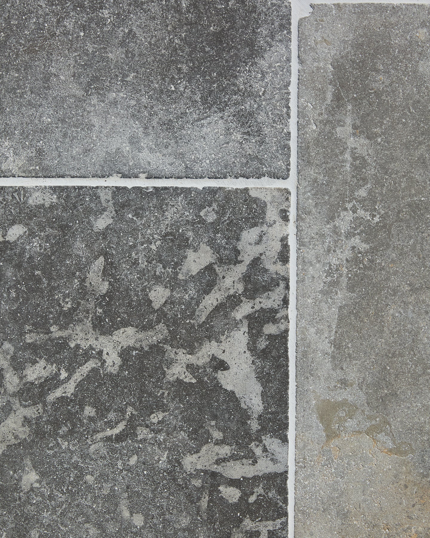 Wareham Limestone Tumbled & Etched Finish