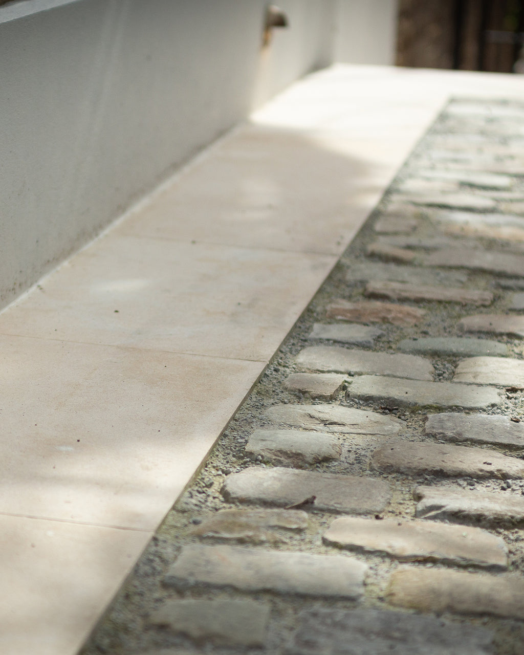 Windsor Sandstone Cobble Reclaimed & Sawn