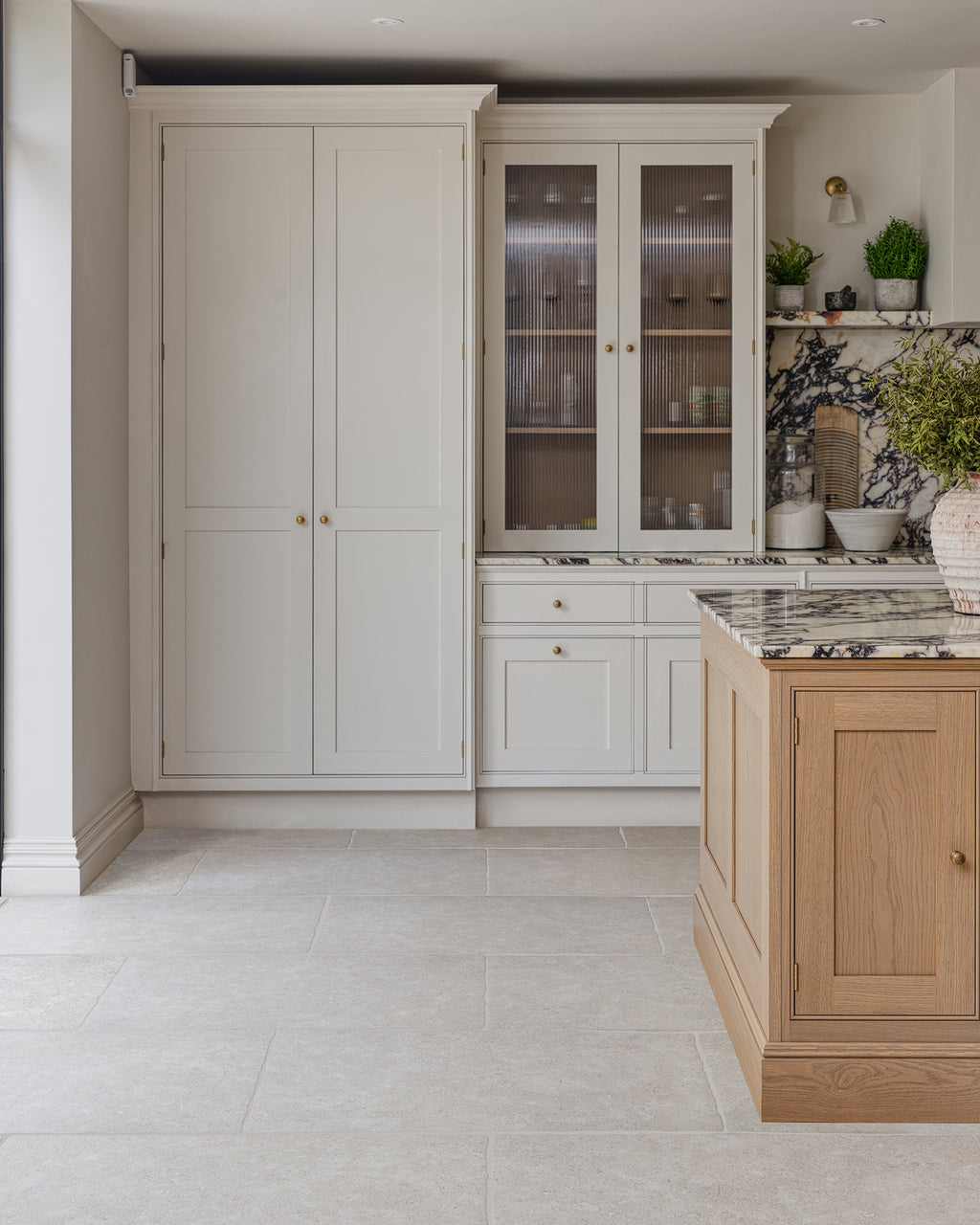 Wychwood Claire Porcelain Matt