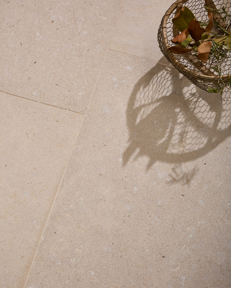 Wychwood Limestone Etched Finish