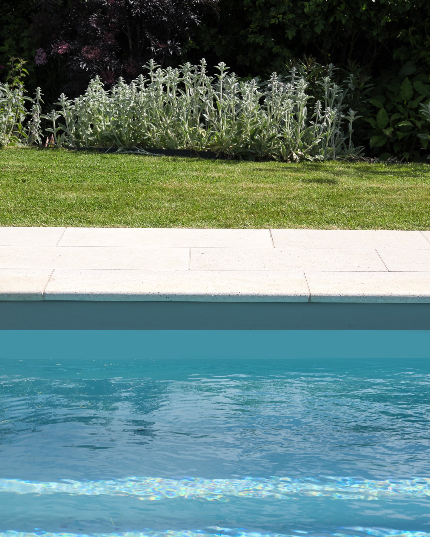 Wychwood Limestone Etched Bullnose Coping